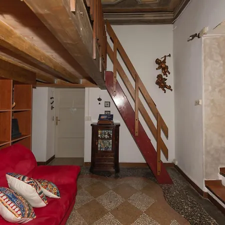 Antro Di Circe * Orta San Giulio